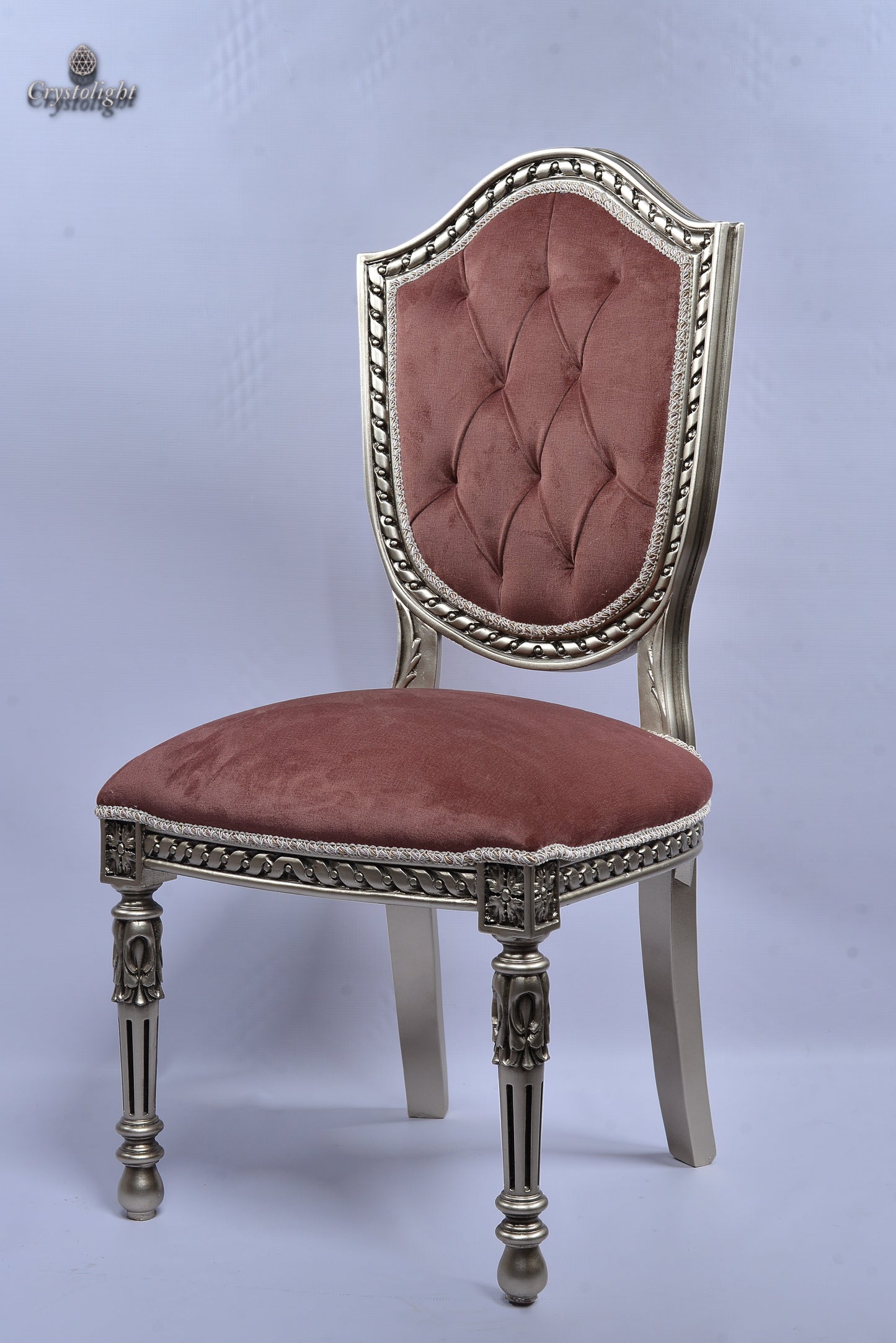 Graceful Throne